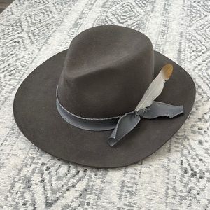 100% wool grey western/cowboy hat (make an offer!)
